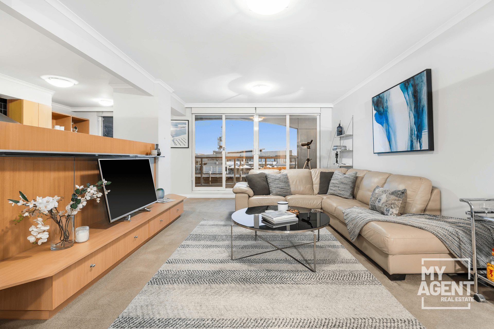 202/107 Beach Street, Port Melbourne, VIC 3207