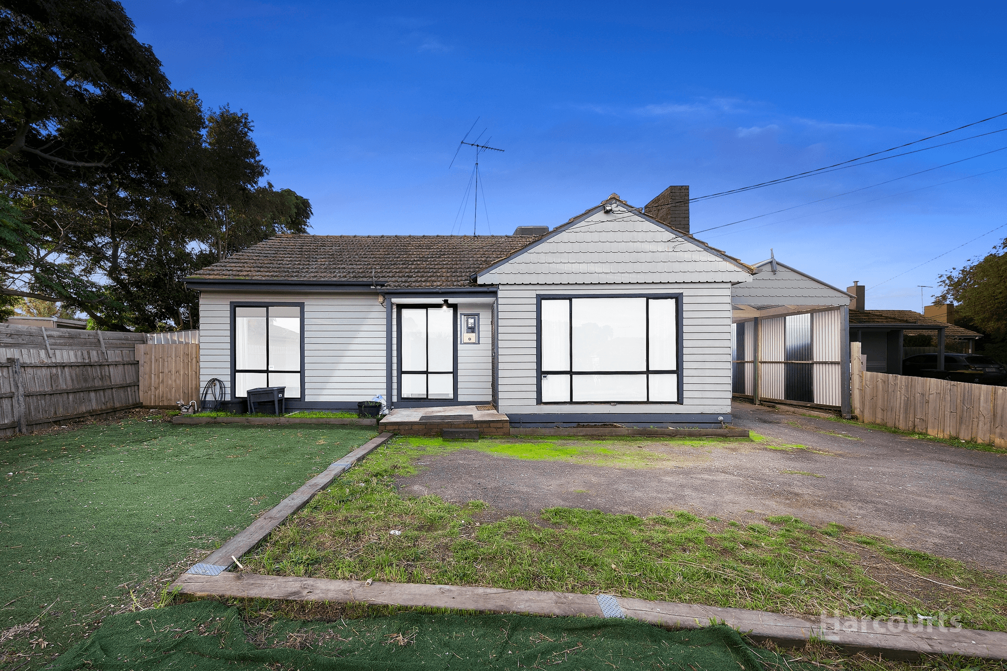 18 Huddersfield Road, Deer Park, VIC 3023