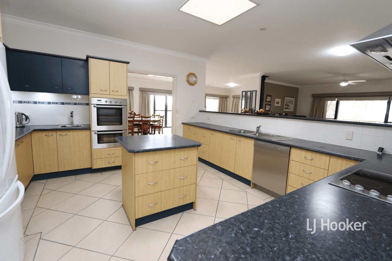 4 Clancys Drive, INVERELL, NSW 2360