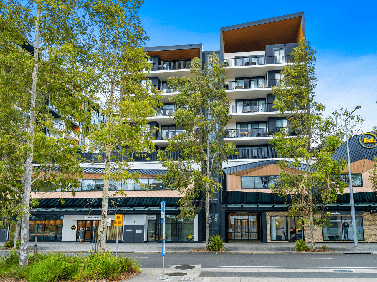 508/4 henderson Road, EDMONDSON PARK, NSW 2174