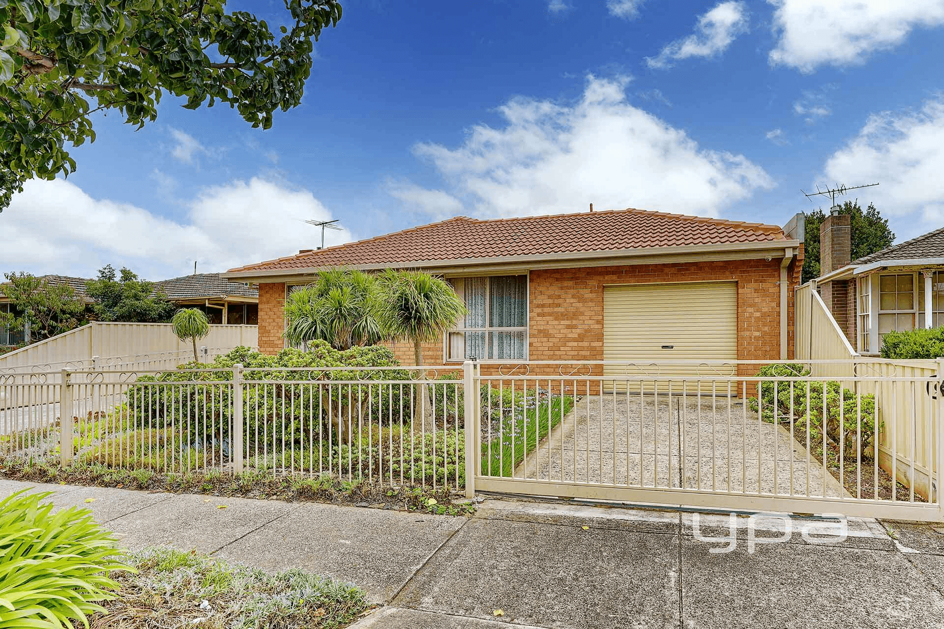 1/94 Riggall Street, Dallas, VIC 3047