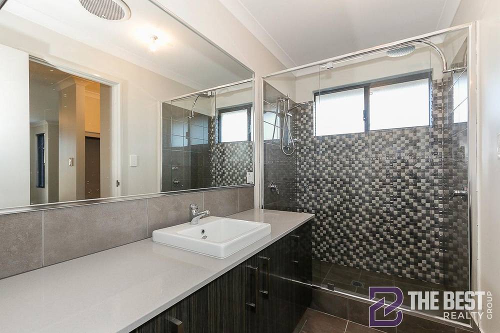26 Hamsterley Way, HILBERT, WA 6112
