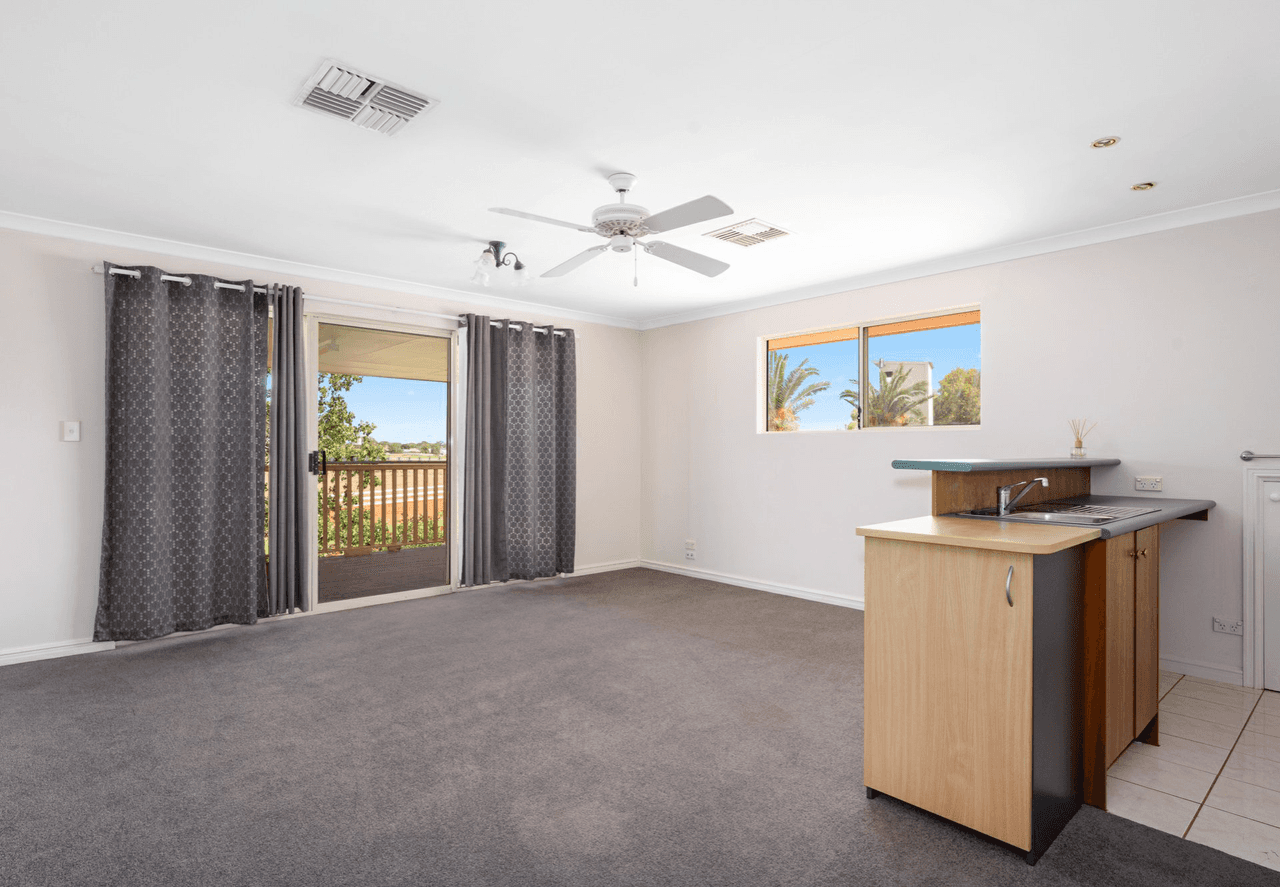 22 Maxwell Street, KALGOORLIE, WA 6430