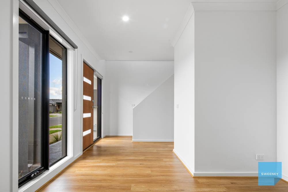128 Merindah Blvd, DEANSIDE, VIC 3336