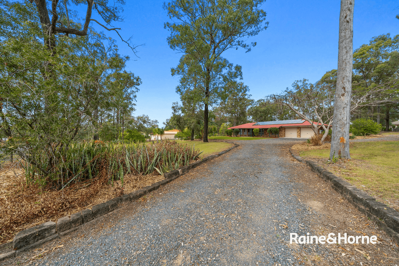 73-75 West Sentinel Dr, GREENBANK, QLD 4124