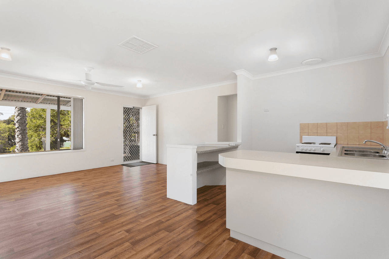 50 Hill Street, Halls Head, WA 6210