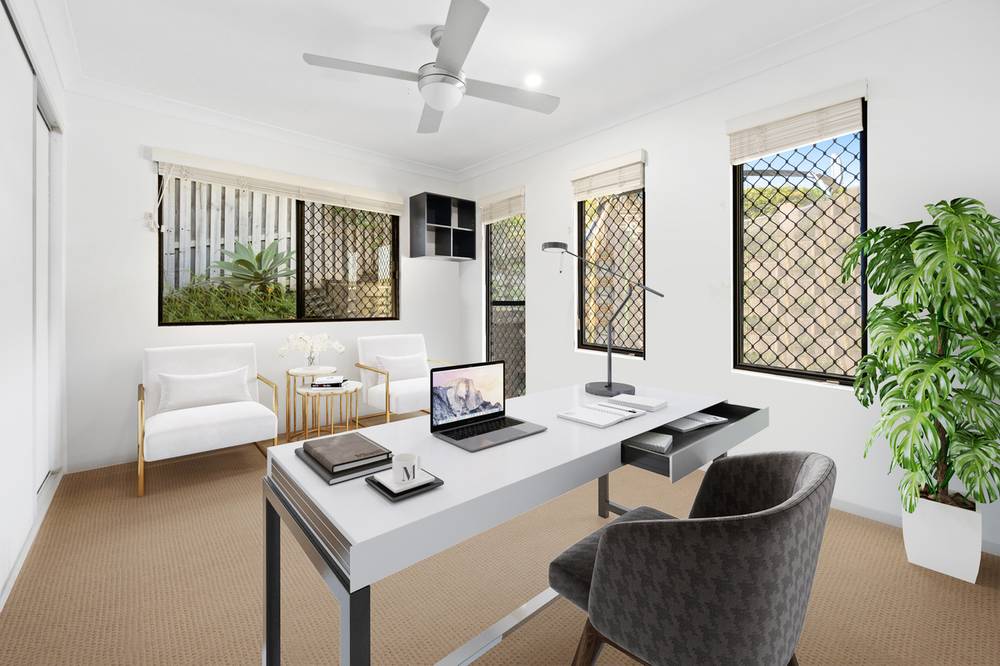 10 Angourie Crescent, PACIFIC PINES, QLD 4211