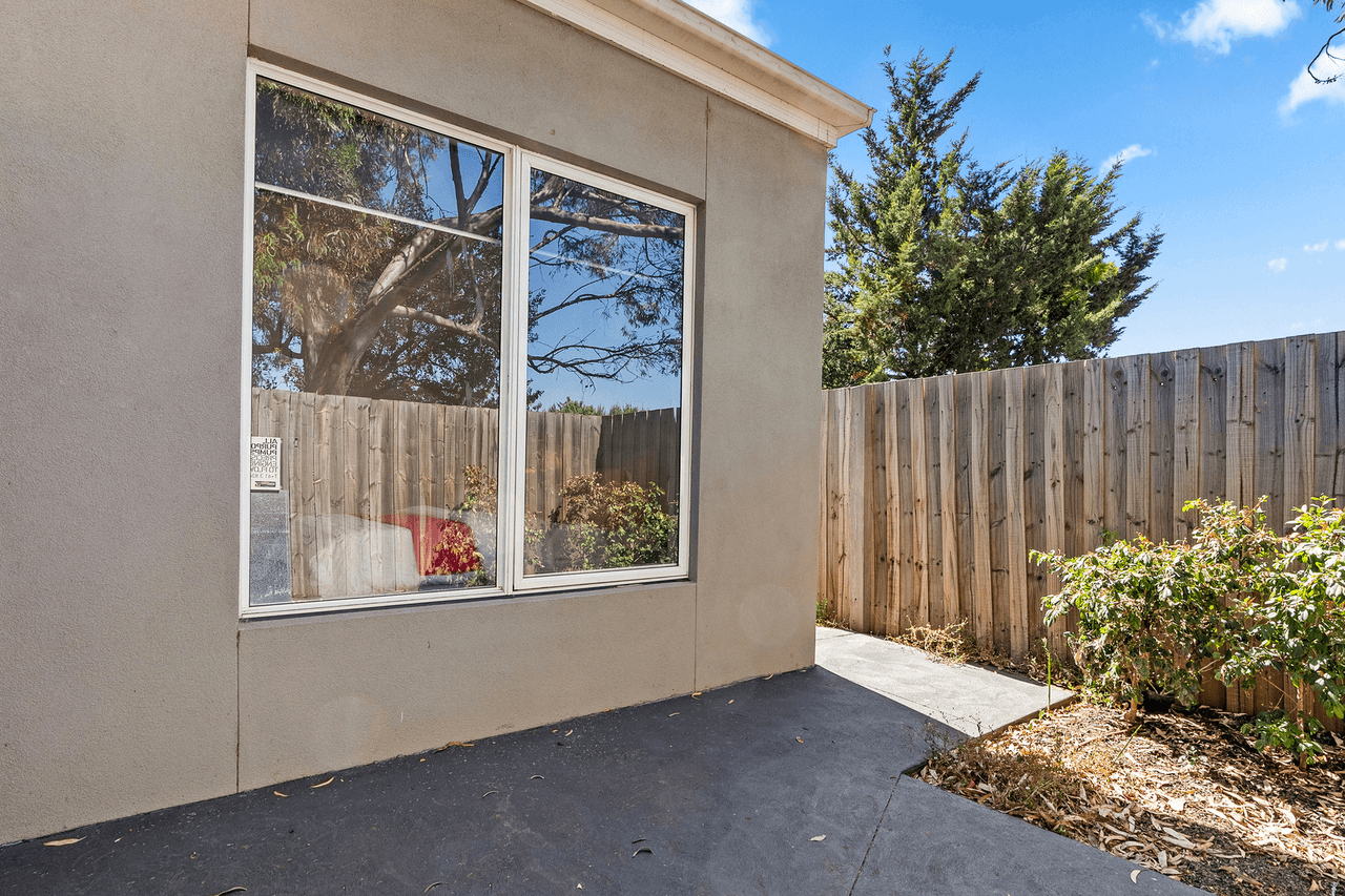 2/6A Lorna Street, Bacchus Marsh, VIC 3340