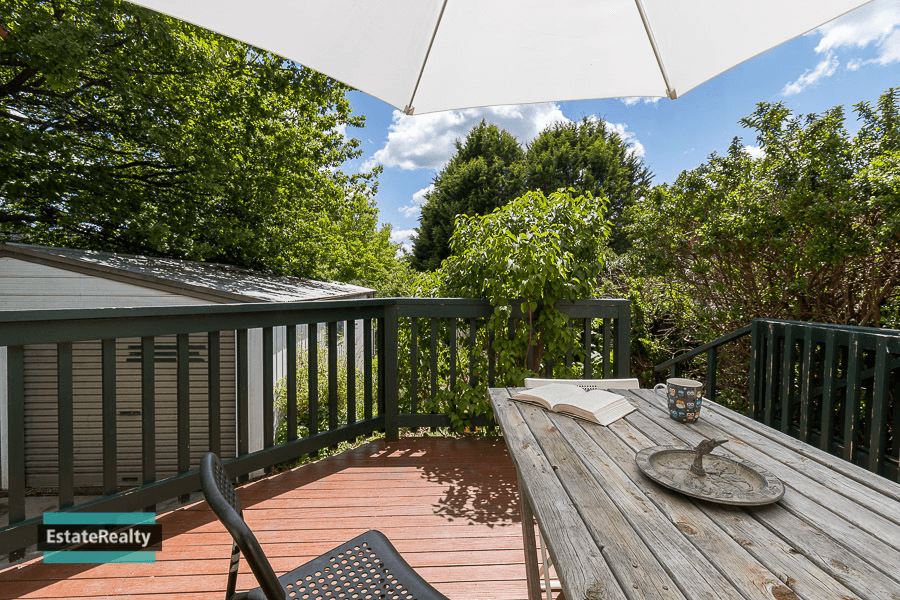 1 Braidwood Rd, Captains Flat, NSW 2623