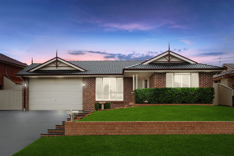 18 Kurrajong Circuit, Mount Annan, NSW 2567