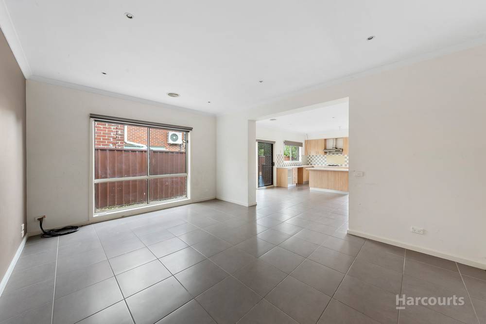 19 Nobel Banks Drive, Cairnlea, VIC 3023