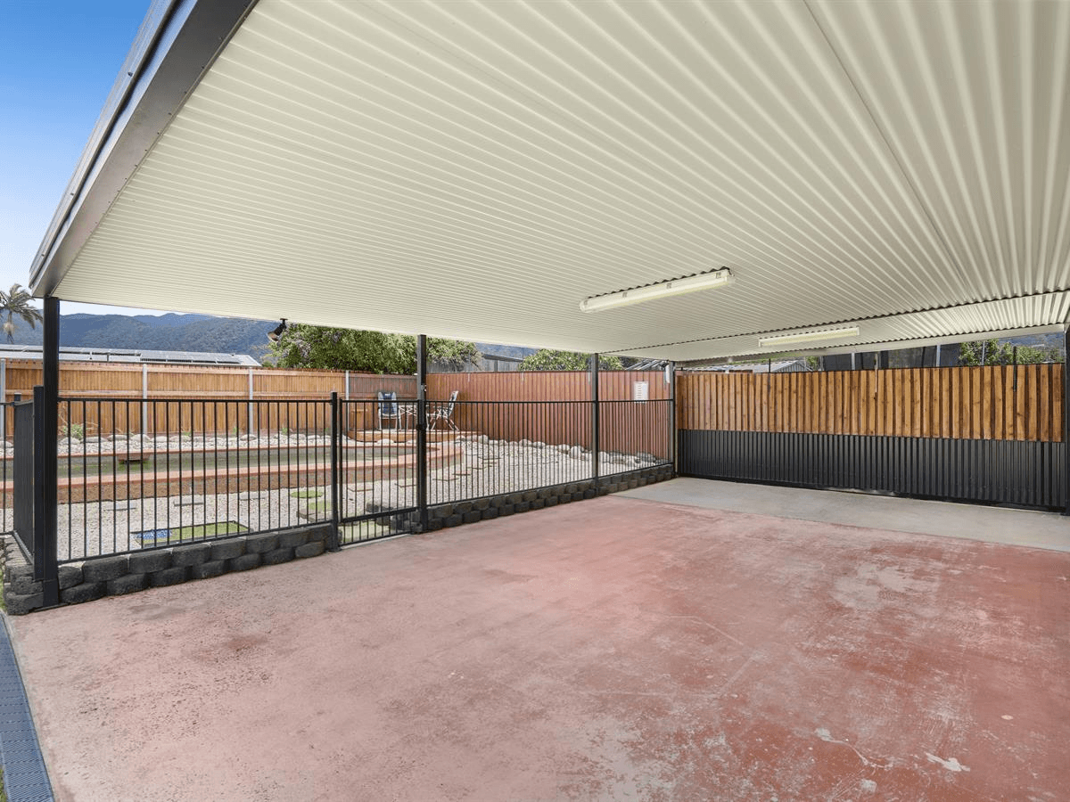 44 Bathurst Drive, Bentley Park, QLD 4869