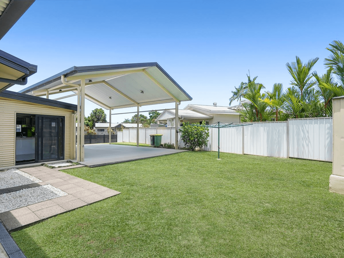 44 Bathurst Drive, Bentley Park, QLD 4869