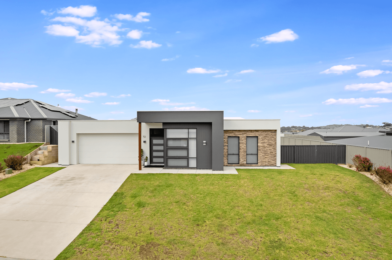 52 Pinehurst Drive, WORROLONG, SA 5291