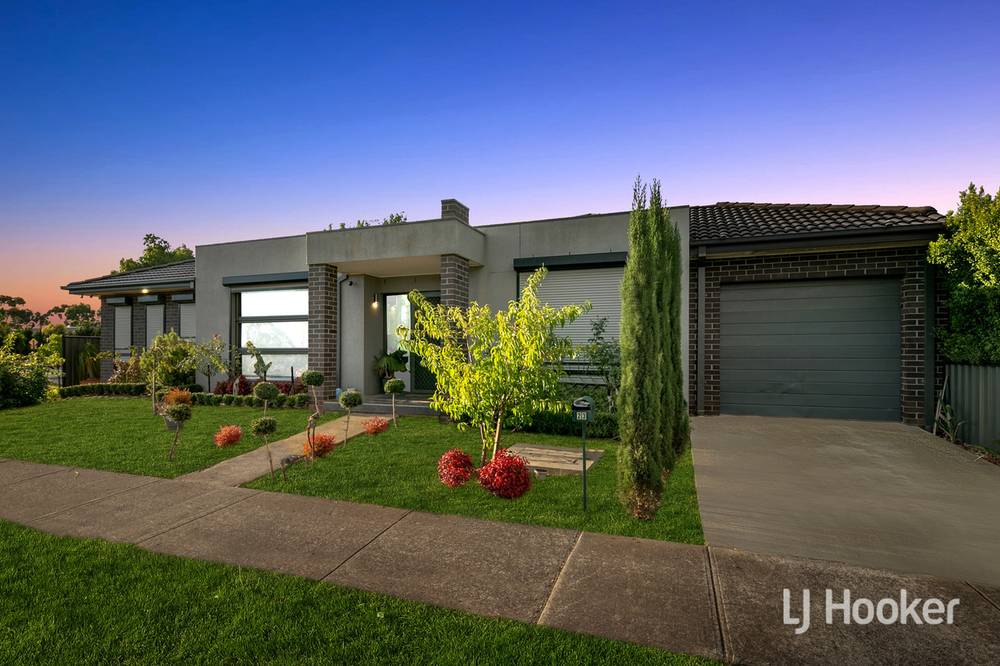 23 Mcburnie Drive, KURUNJANG, VIC 3337