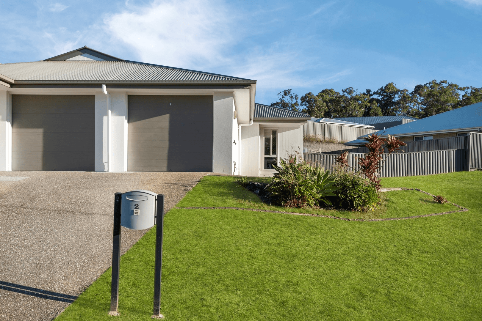 2/2 Dredge Circle, BRASSALL, QLD 4305