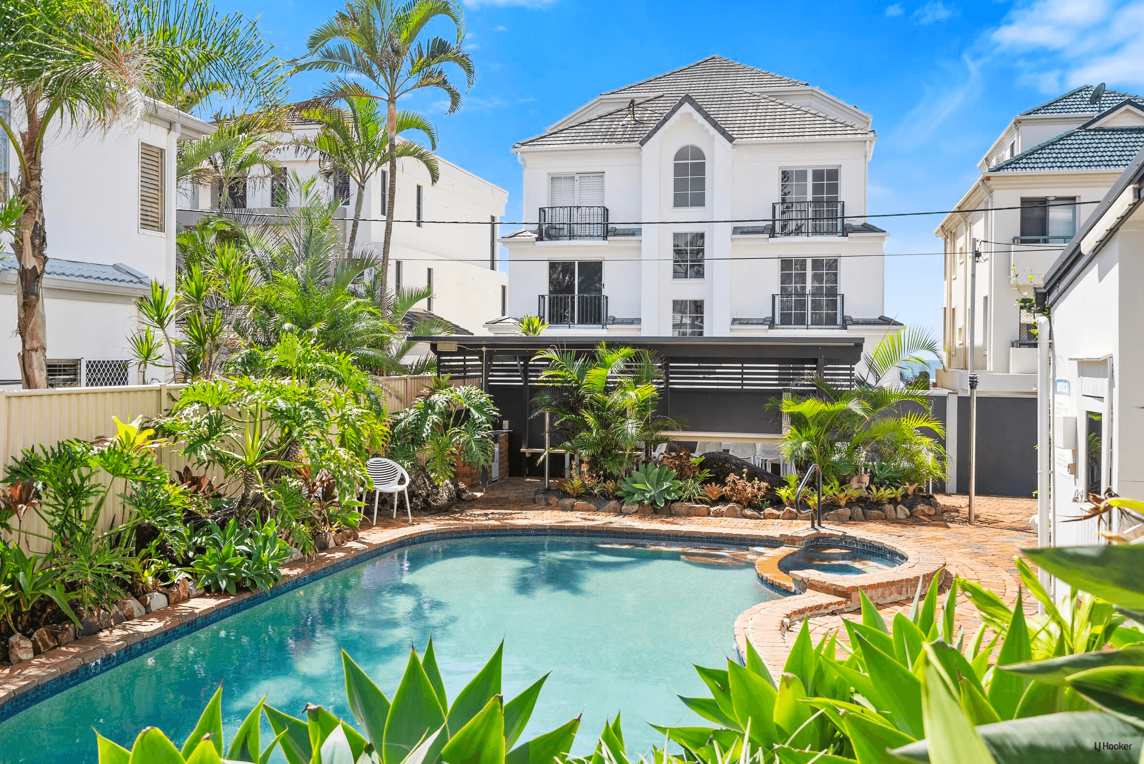 1/1187 Gold Coast Highway, Palm Beach, QLD 4221