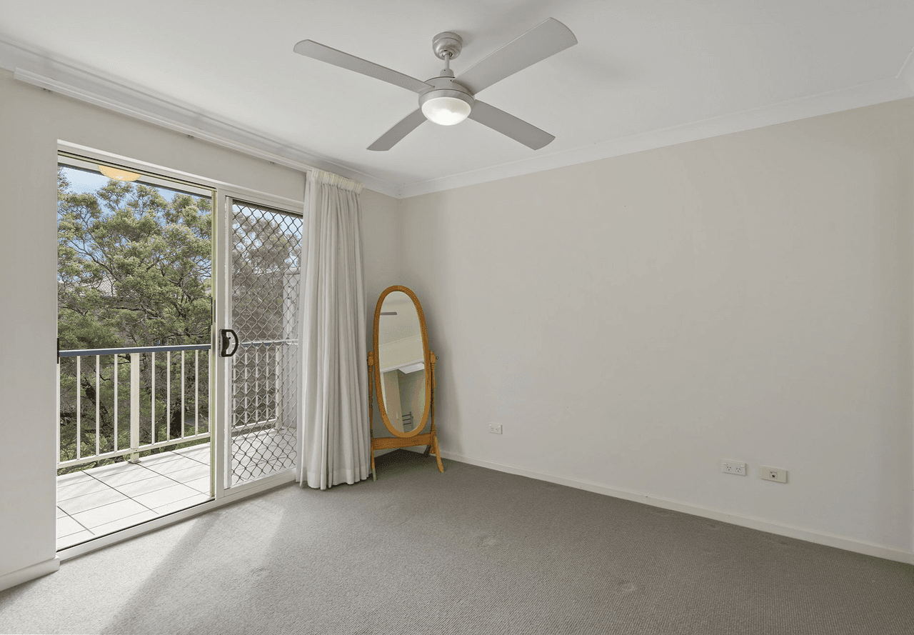 Unit 5/18 Dorinda Street, GREENSLOPES, QLD 4120