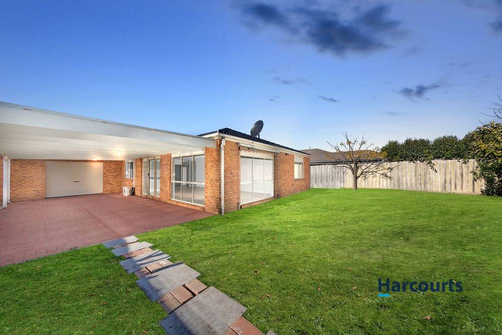 6 Orlando Drive, ROXBURGH PARK, VIC 3064