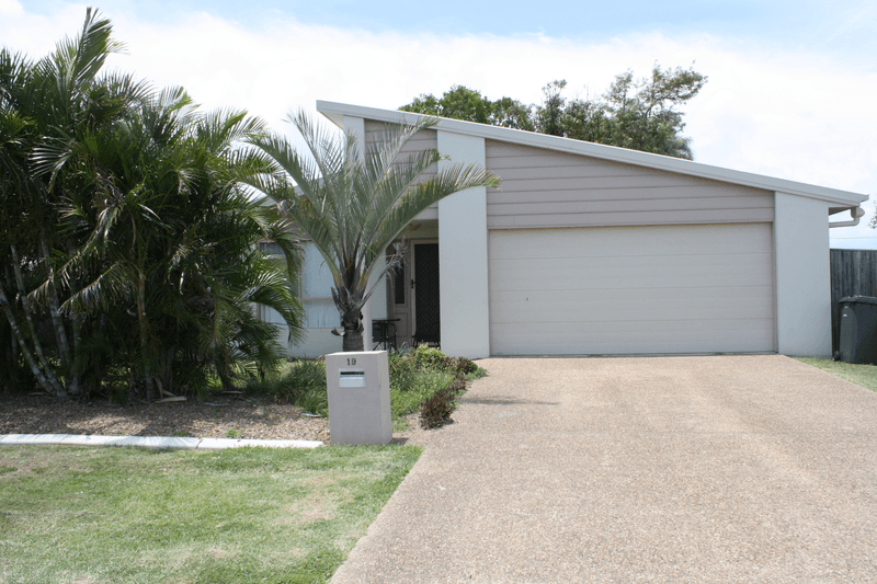 19 Starfish Cres, Bargara, QLD 4670