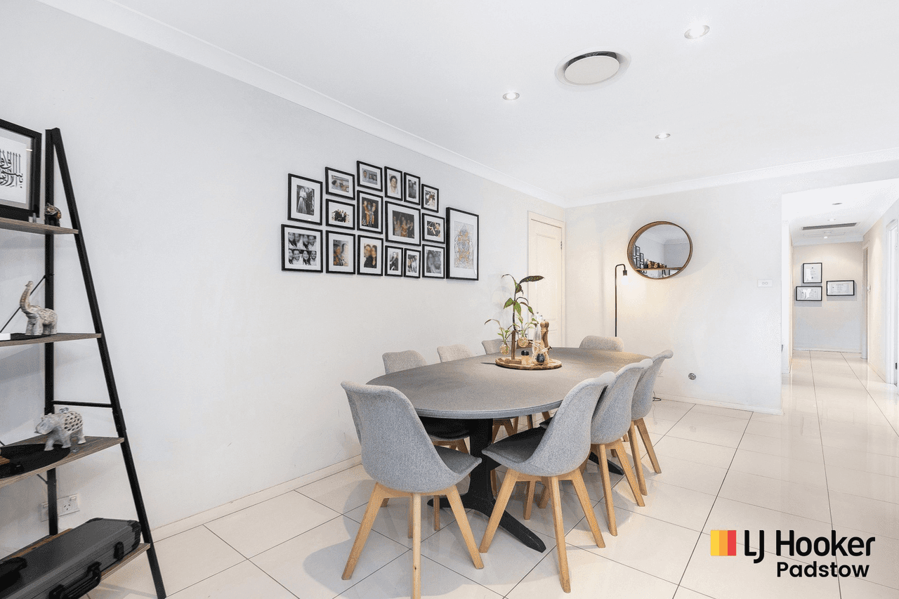 1/2A Labuan Road, WATTLE GROVE, NSW 2173