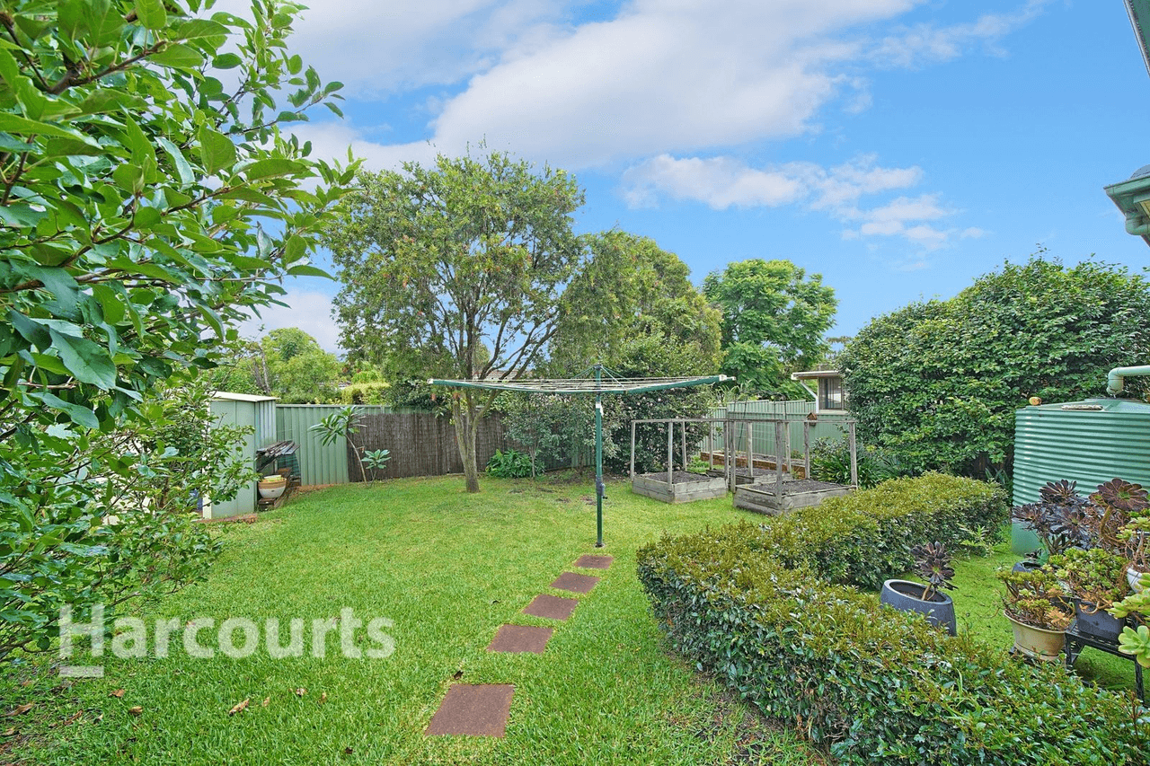 58 Campbellfield Avenue, Bradbury, NSW 2560