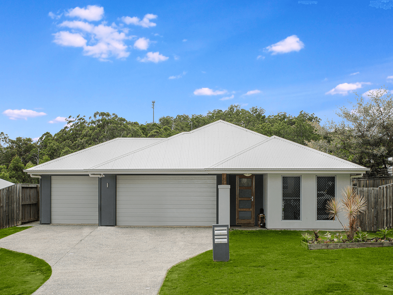 5 Karumba Place, BEERWAH, QLD 4519