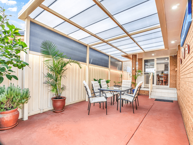 11 Whitlam Avenue, Edensor Park, NSW 2176