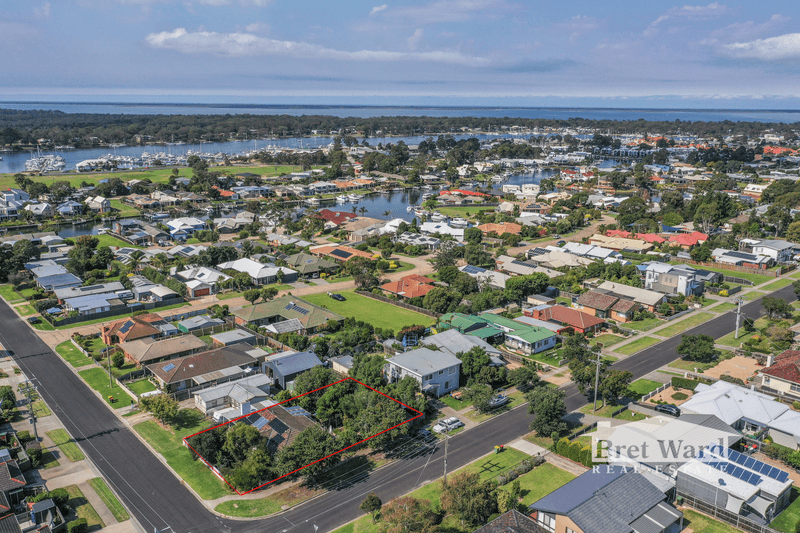 10 Canal Road, PAYNESVILLE, VIC 3880