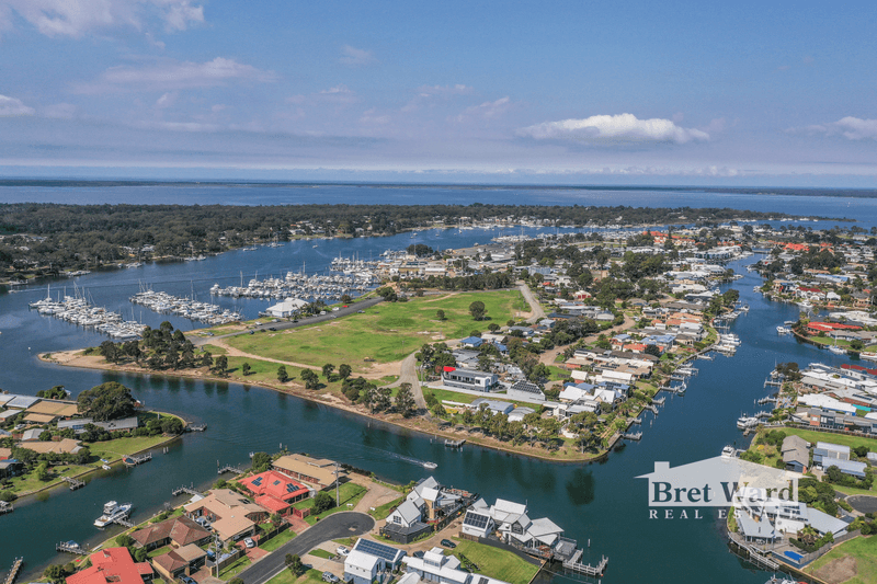 10 Canal Road, PAYNESVILLE, VIC 3880