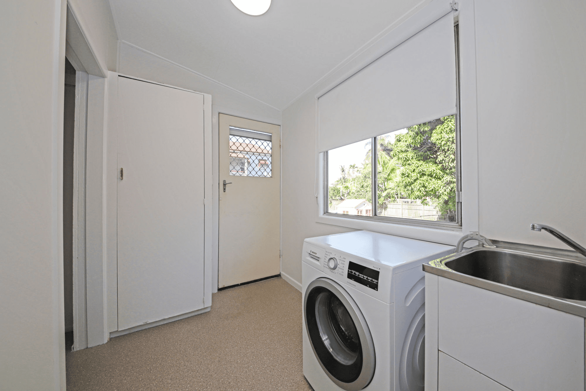 47 Perkins Street, SANDGATE, QLD 4017