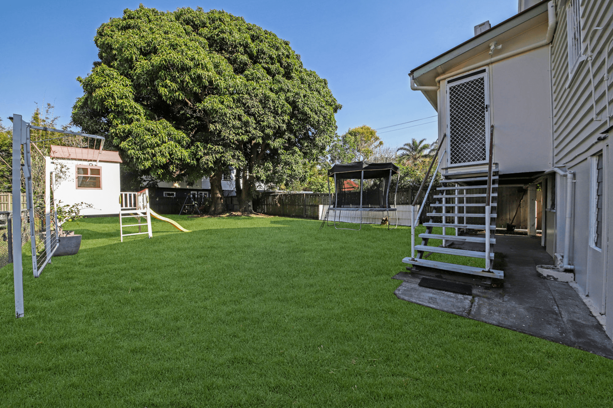 47 Perkins Street, SANDGATE, QLD 4017
