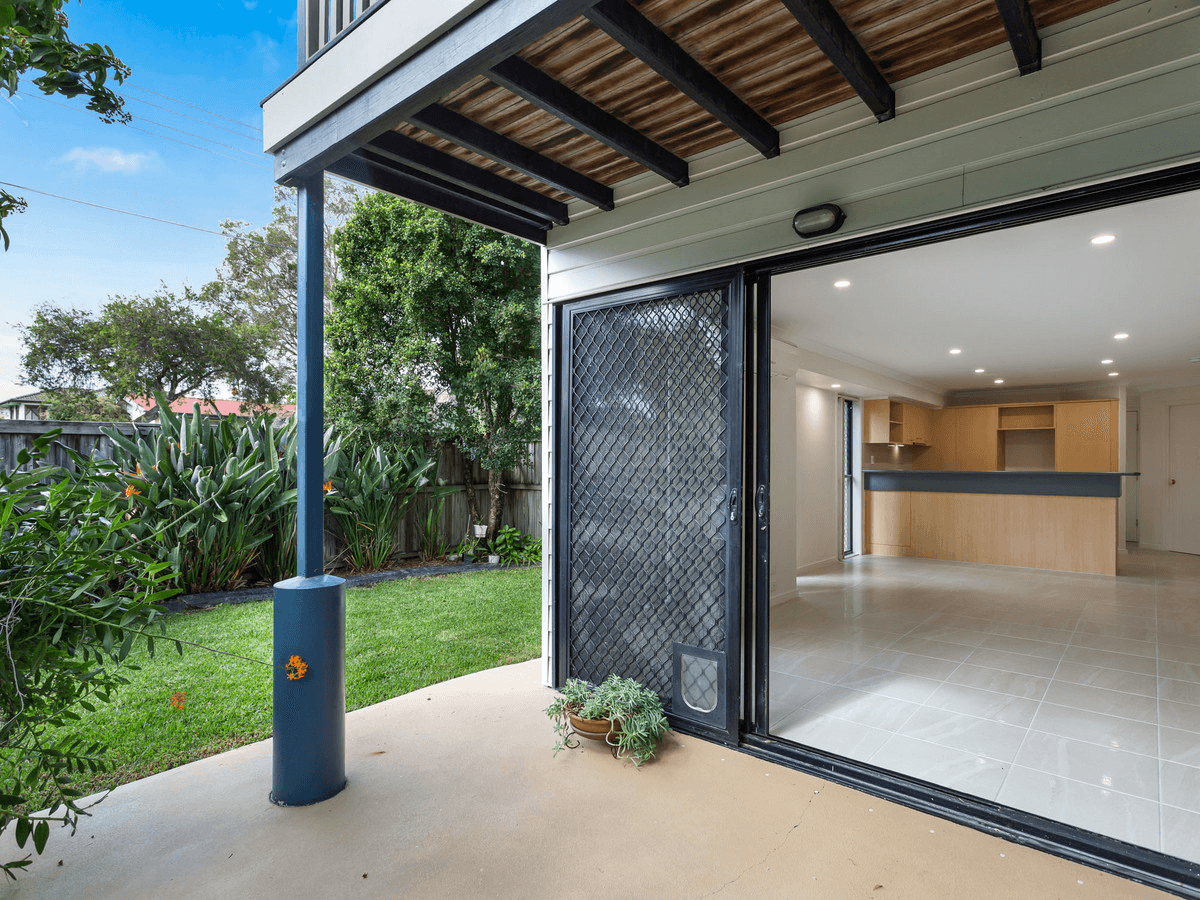 1/9  Kappella Street, KIPPA-RING, QLD 4021