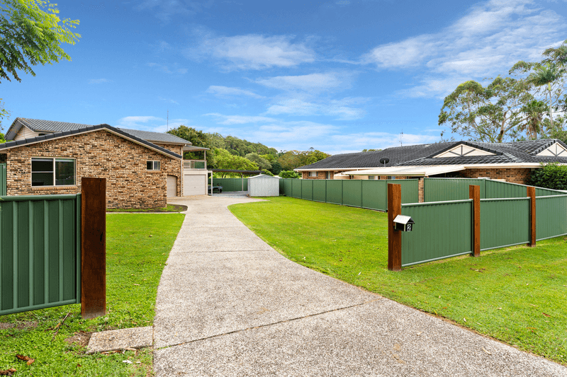 2 Coonawarra Court, Ocean Shores, NSW 2483