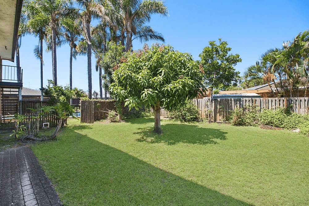 14 Wild Duck Drive, MERMAID WATERS, QLD 4218