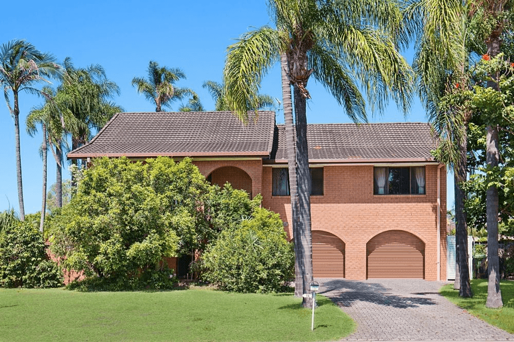 14 Wild Duck Drive, MERMAID WATERS, QLD 4218