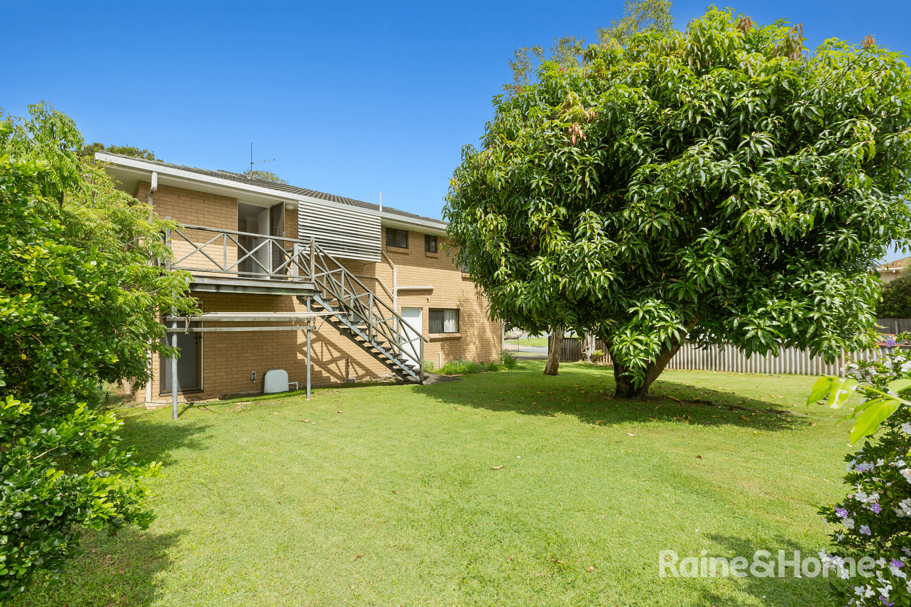 20 Elanora Avenue, POTTSVILLE, NSW 2489