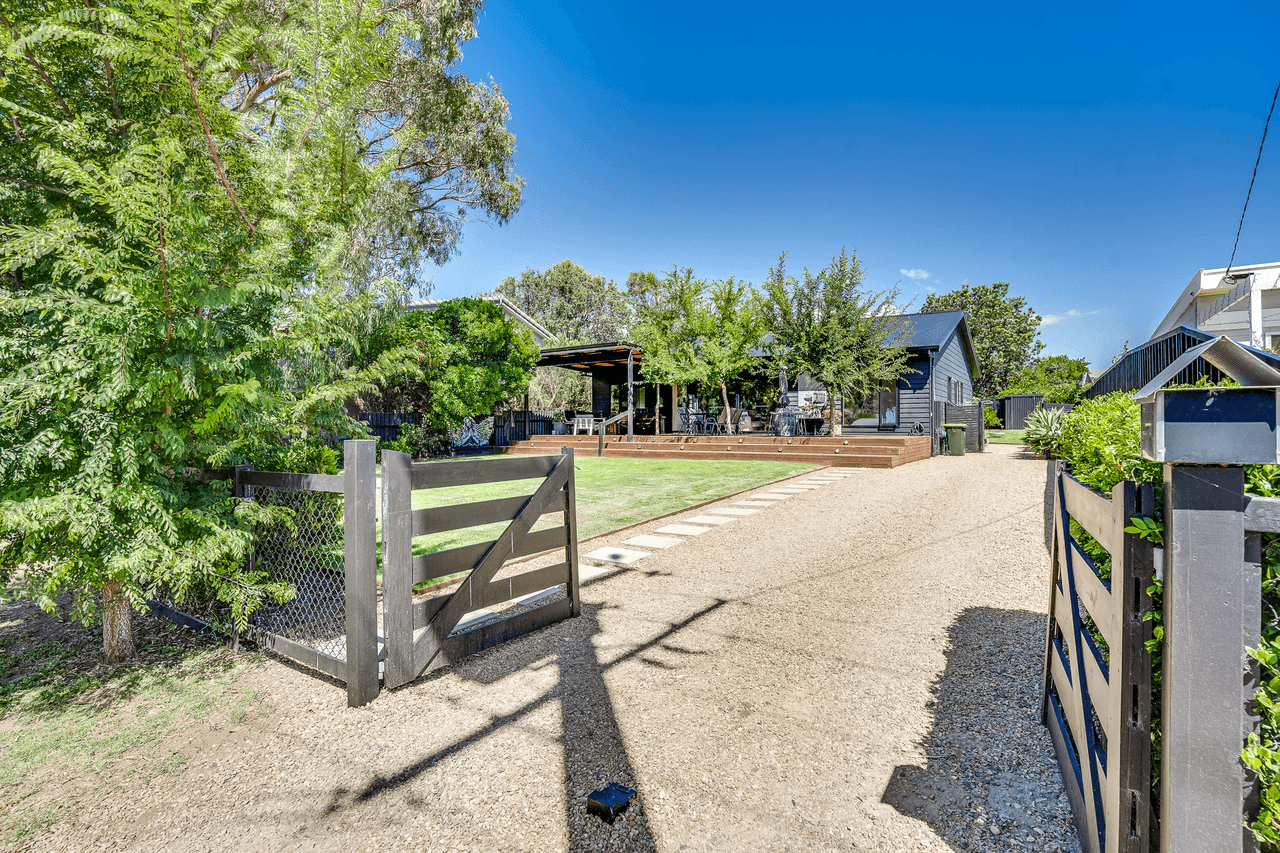 17 Bunyip Street, GOOLWA SOUTH, SA 5214