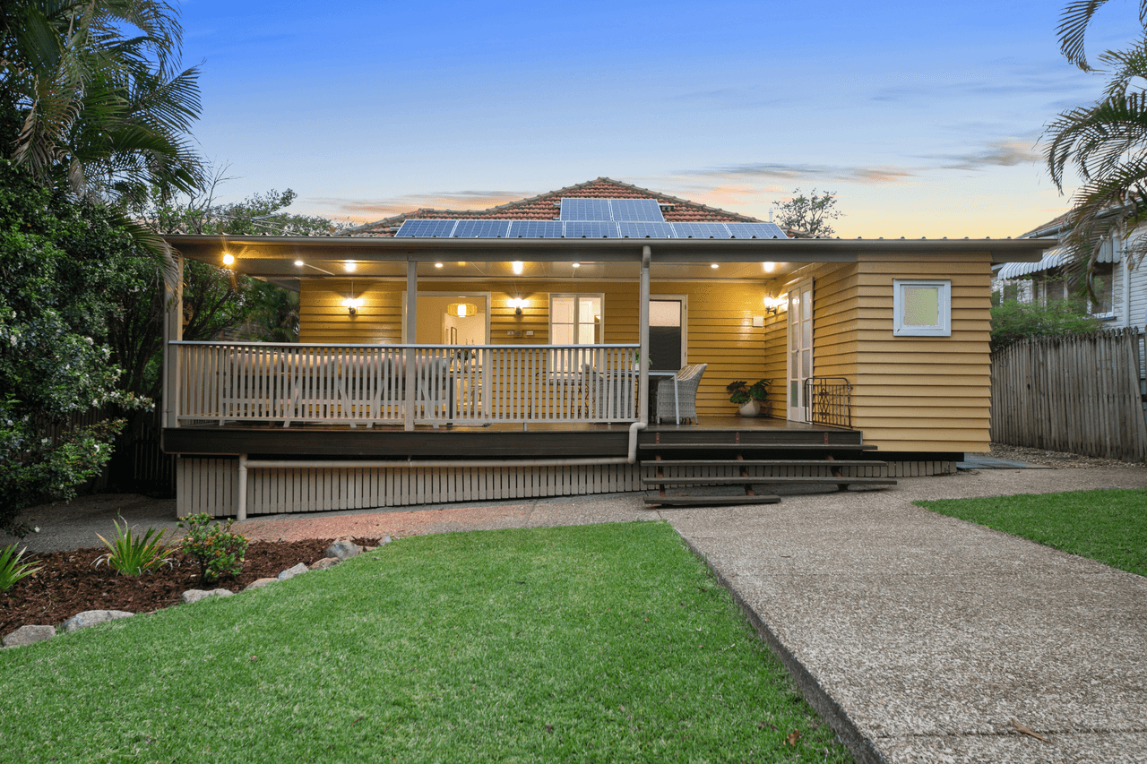 122 Hamilton Road, MOOROOKA, QLD 4105