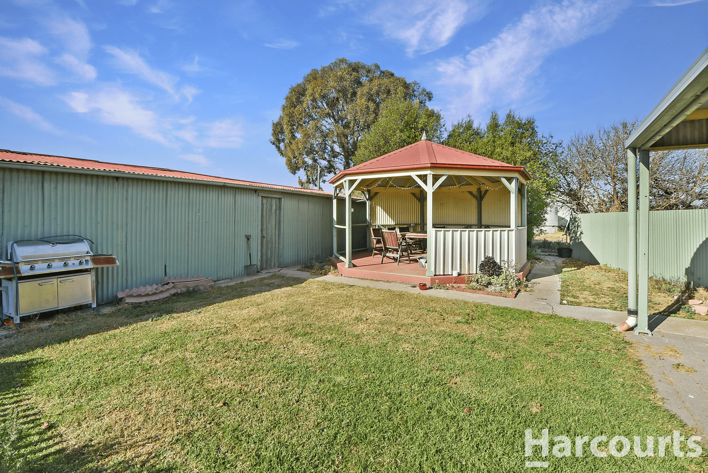 24 Riverside Road, HORSHAM, VIC 3400