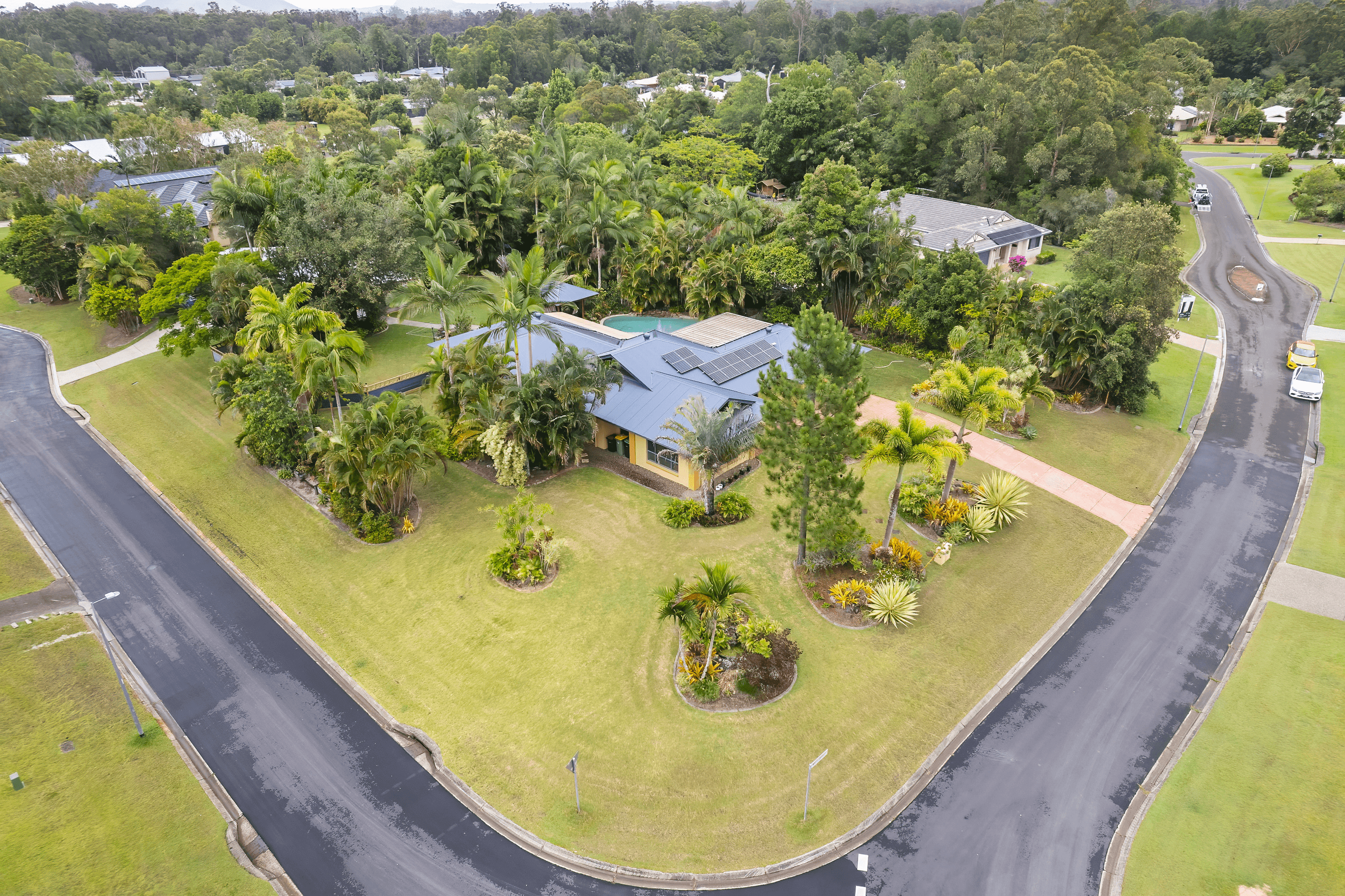 1 Wattlebird Place, Landsborough, QLD 4550