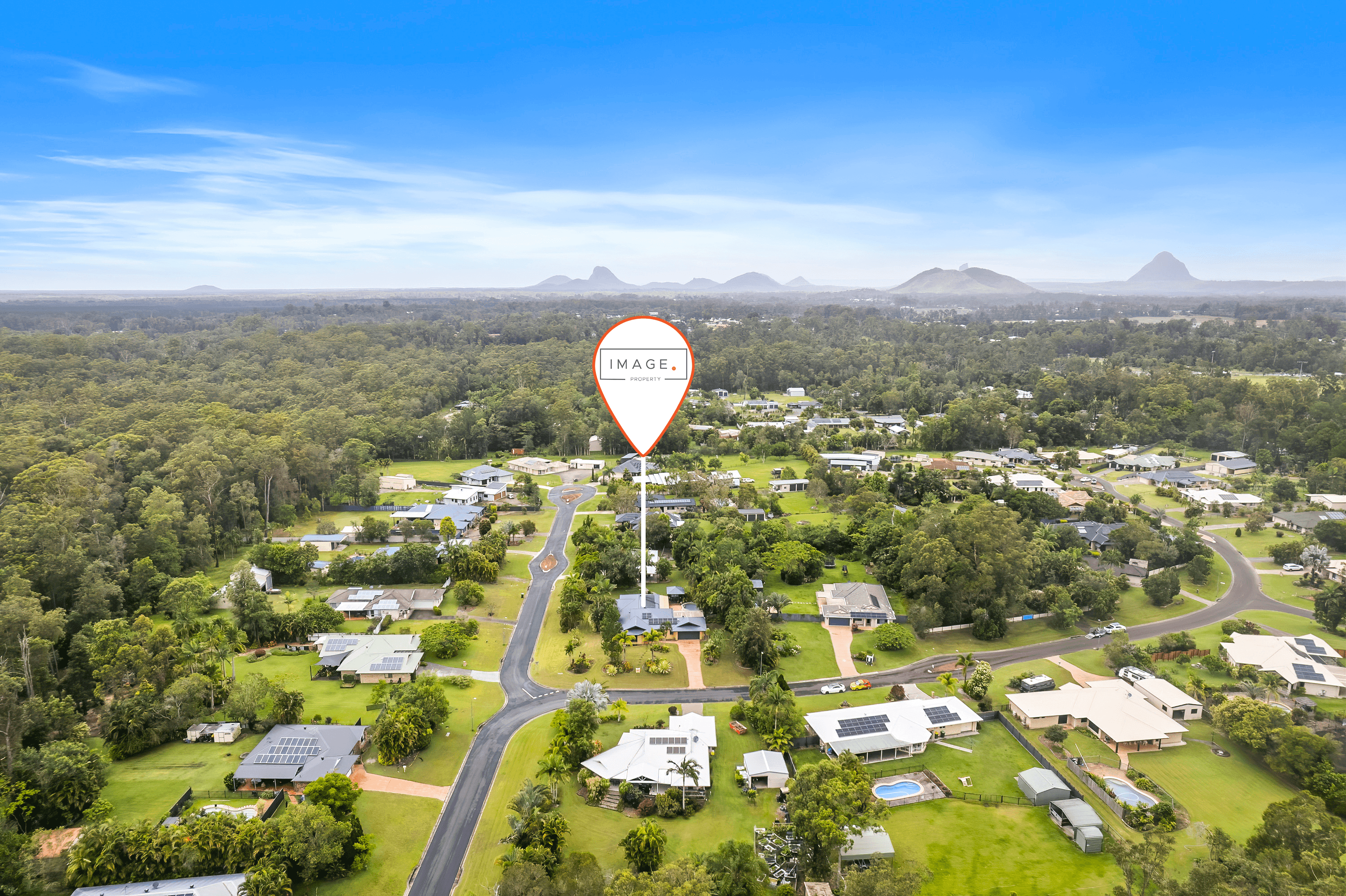 1 Wattlebird Place, Landsborough, QLD 4550