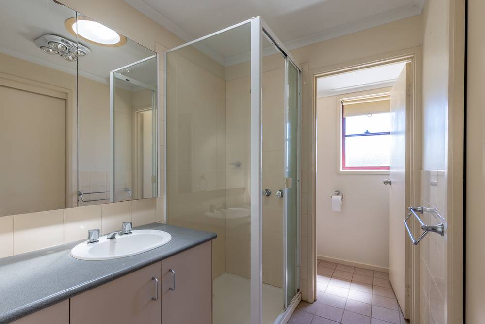 2 Woodburne Drive, SALE, VIC 3850