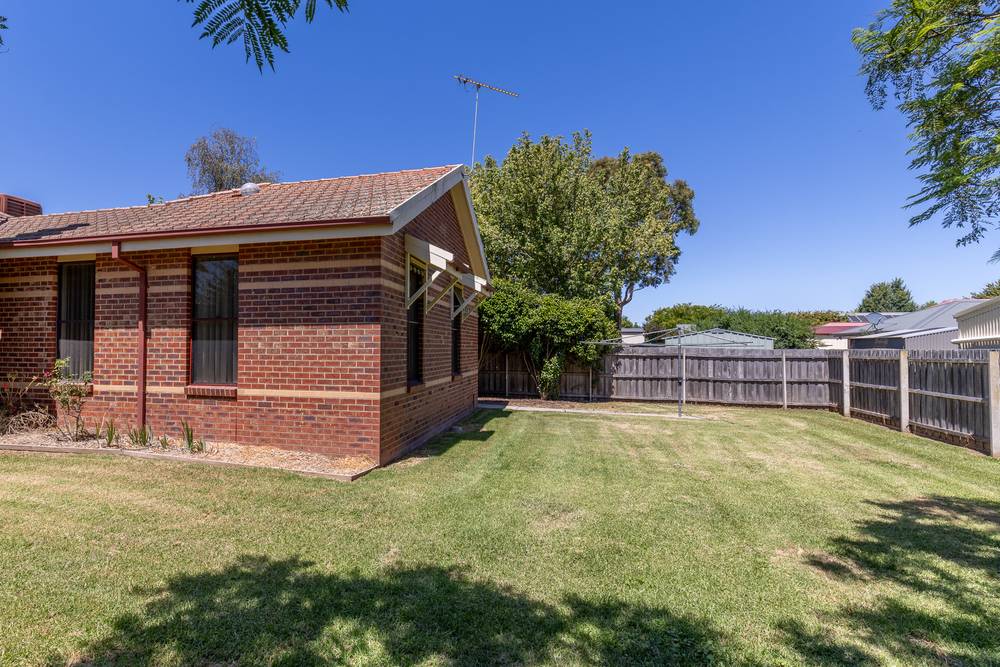 2 Woodburne Drive, SALE, VIC 3850