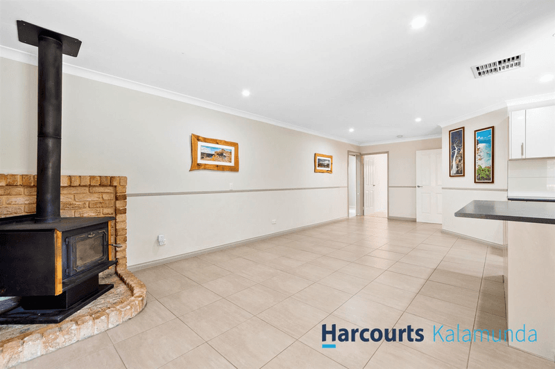 21 James Road, Kalamunda, WA 6076