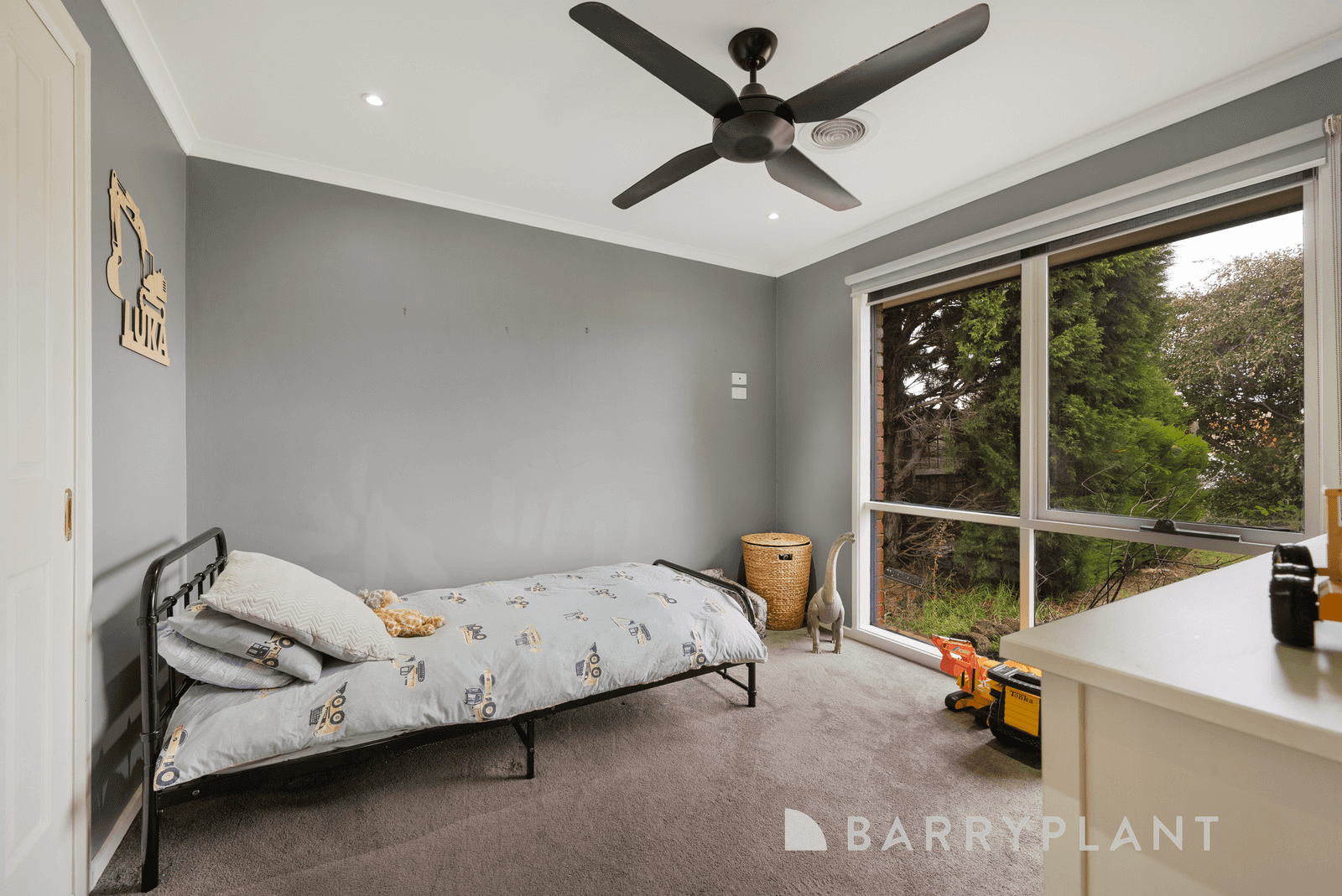 12 Lloyd Court, Brookfield, VIC 3338