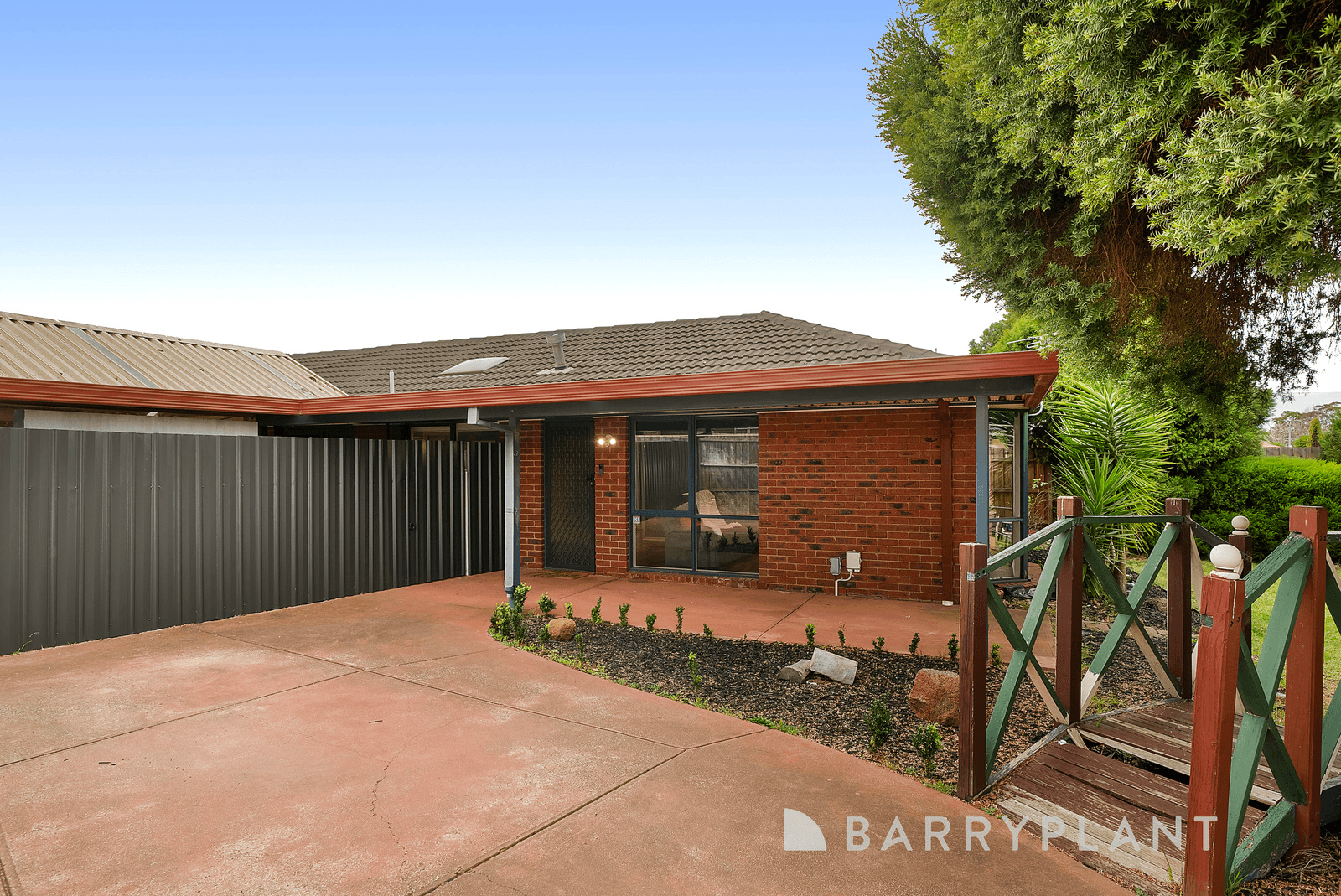 12 Lloyd Court, Brookfield, VIC 3338