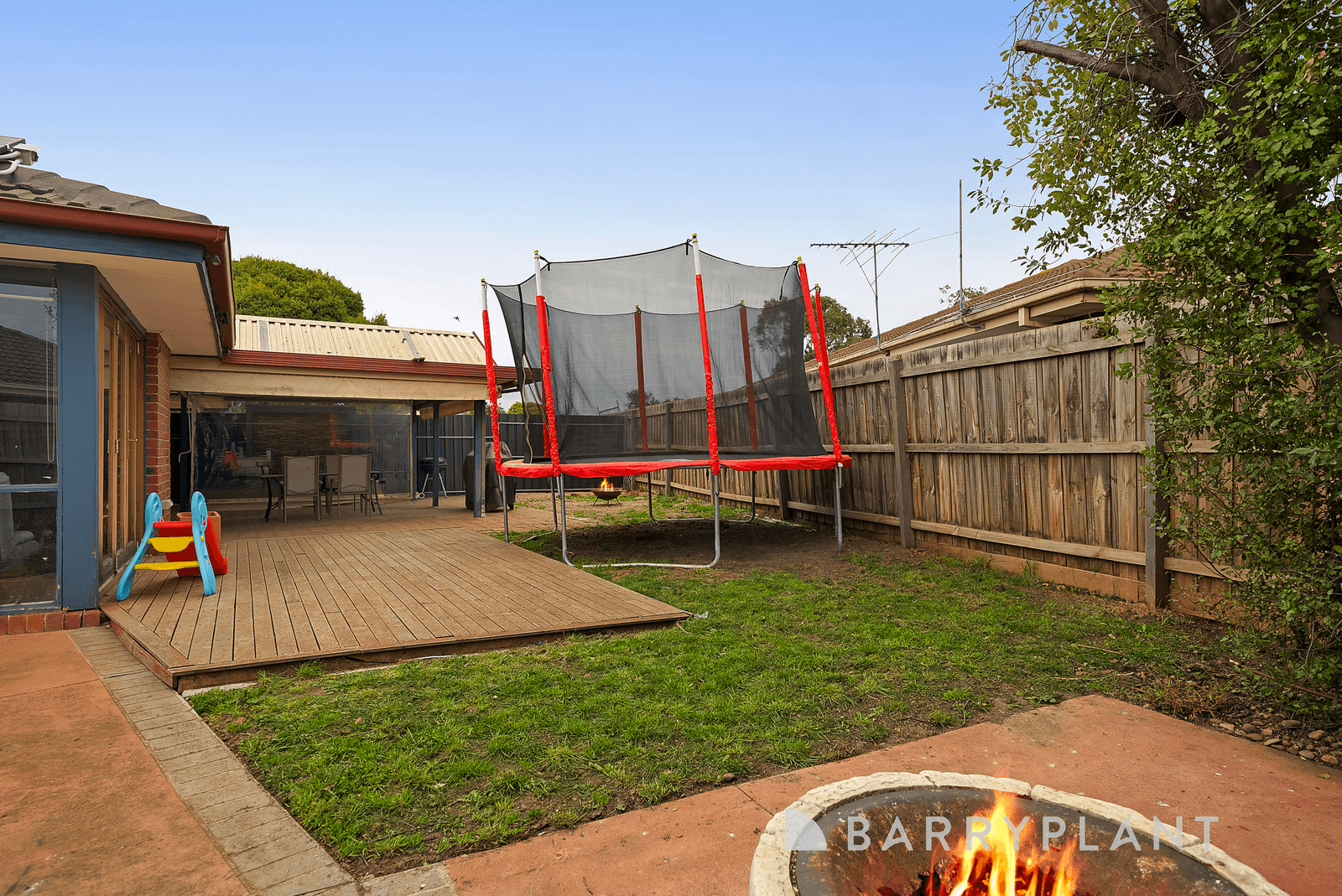 12 Lloyd Court, Brookfield, VIC 3338