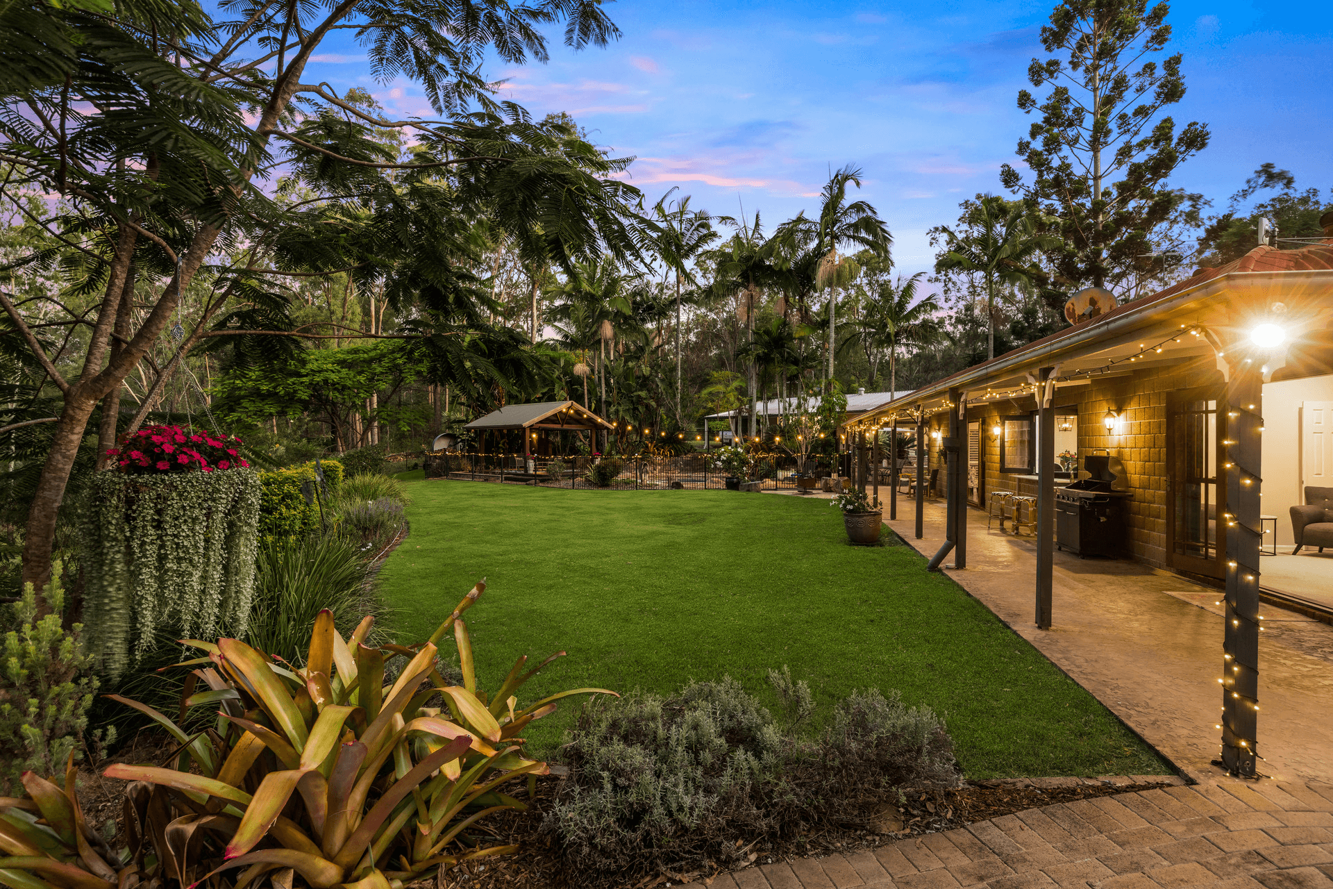 206 Mona Drive, Jimboomba, QLD 4280