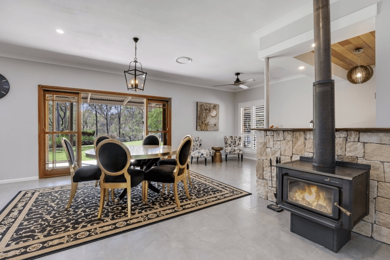 206 Mona Drive, Jimboomba, QLD 4280
